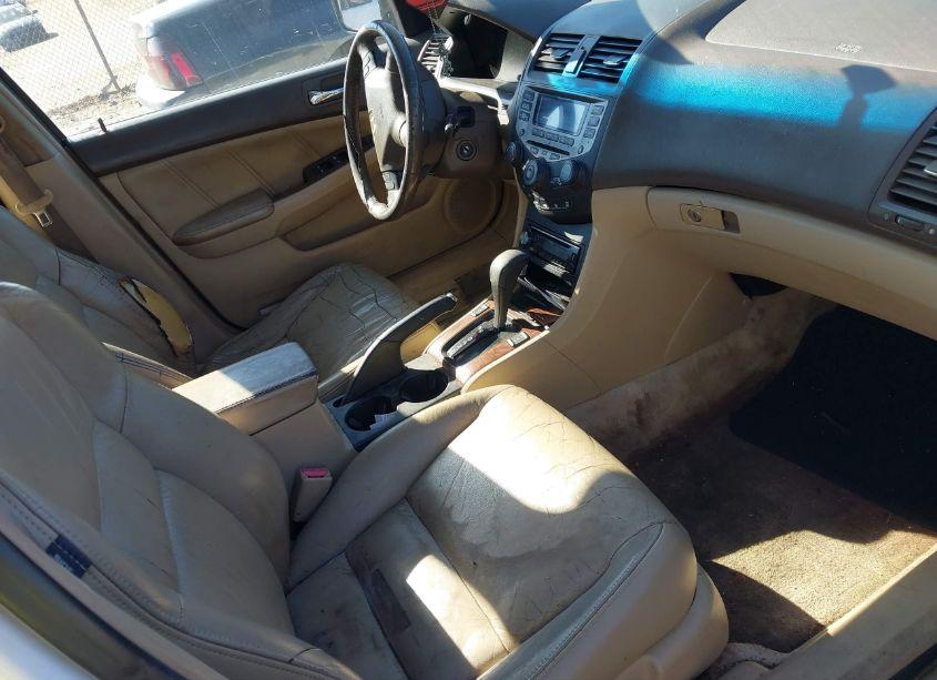 Photo 5 of 2006 Honda Accord 3.0 EX (VIN 1HGCM66596A022025)