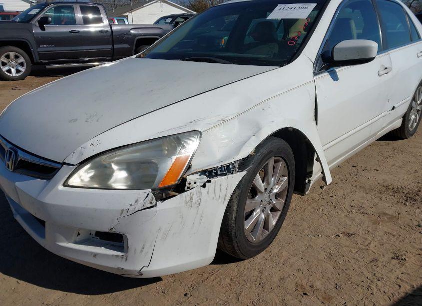 Photo 6 of 2006 Honda Accord 3.0 EX (VIN 1HGCM66596A022025)