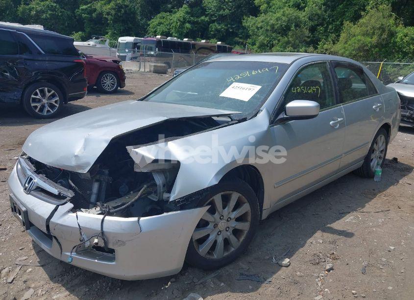 Photo 2 of 2006 Honda Accord 3.0 EX (VIN 1HGCM66596A041528)