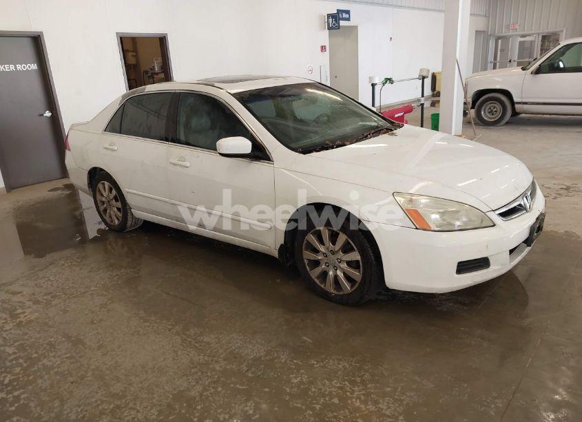 2006 Honda Accord 3.0 EX (VIN 1HGCM66596A054246) main photo