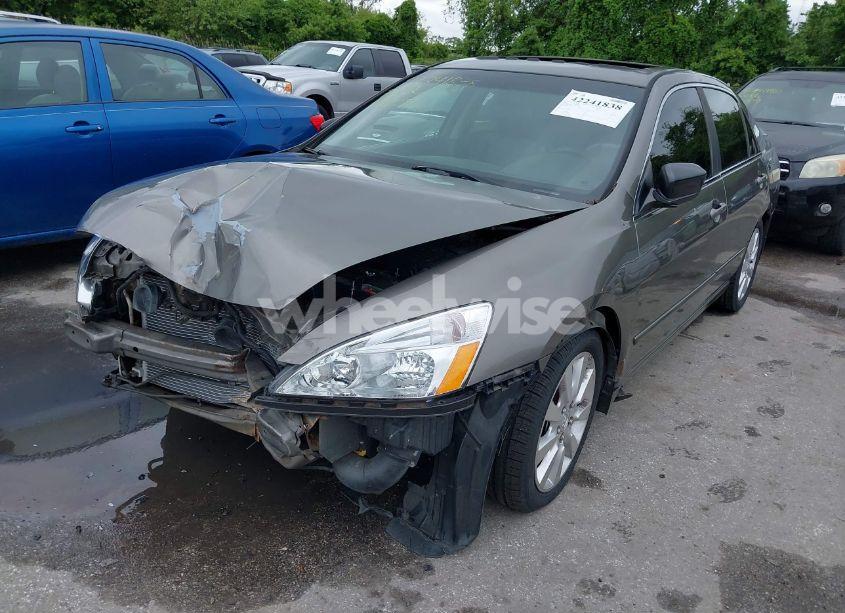 Photo 14 of 2006 Honda Accord 3.0 EX (VIN 1HGCM66596A063397)