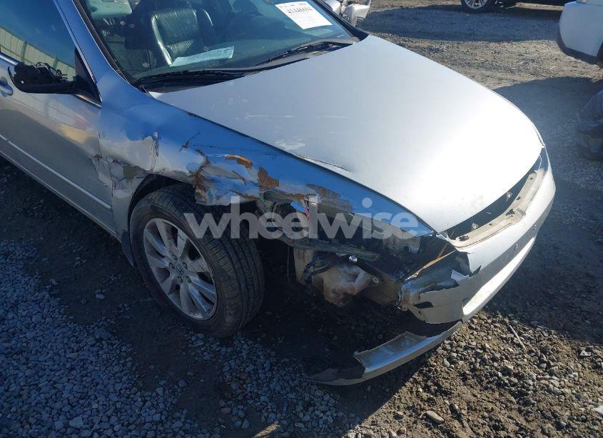 Photo 6 of 2007 Honda Accord 3.0 EX (VIN 1HGCM66597A007073)