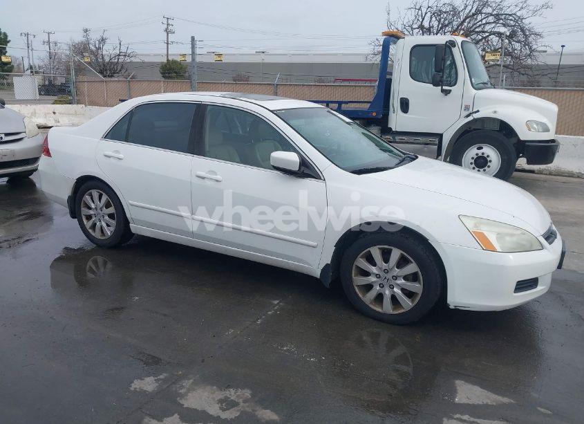 2007 Honda Accord 3.0 EX (VIN 1HGCM66597A035925) main photo