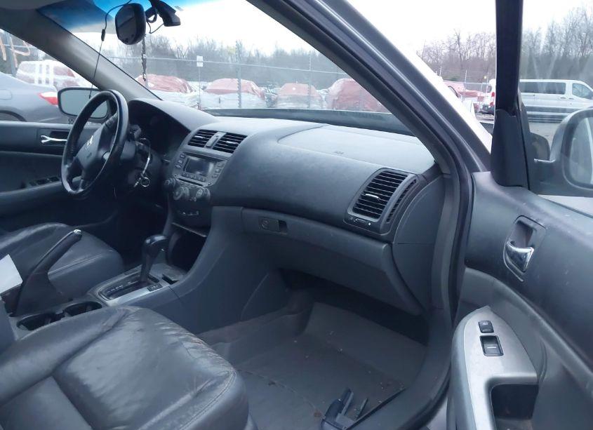 Photo 5 of 2007 Honda Accord 3.0 EX (VIN 1HGCM66597A051932)