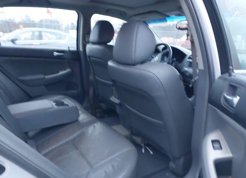 Photo 8 of 2007 Honda Accord 3.0 EX (VIN 1HGCM66597A051932)