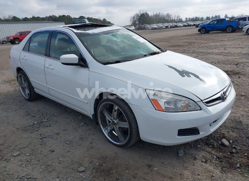 2007 Honda Accord 3.0 EX (VIN 1HGCM66597A062705) main photo