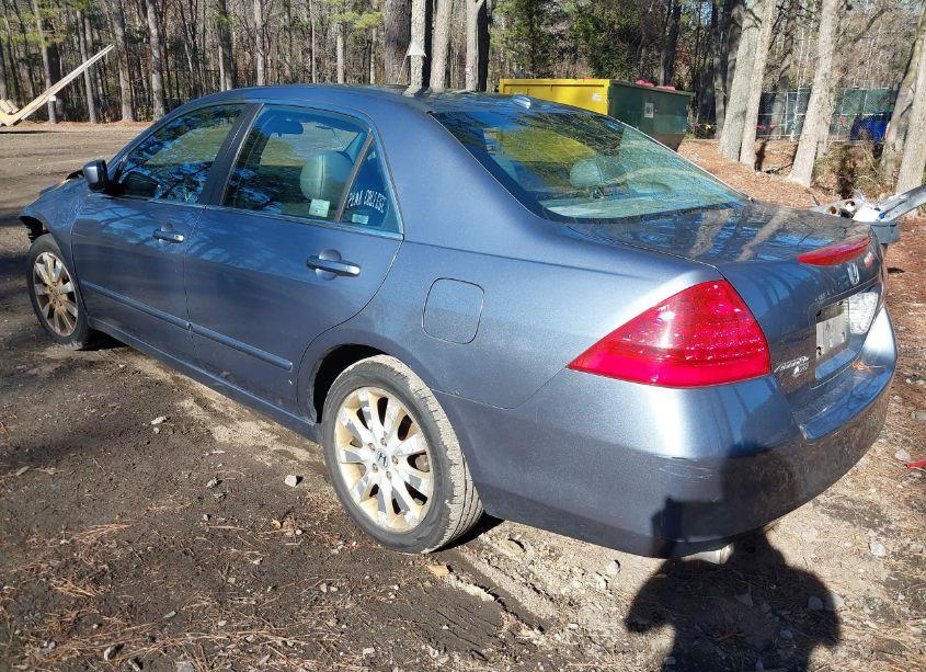 Photo 3 of 2007 Honda Accord 3.0 EX (VIN 1HGCM66597A089211)