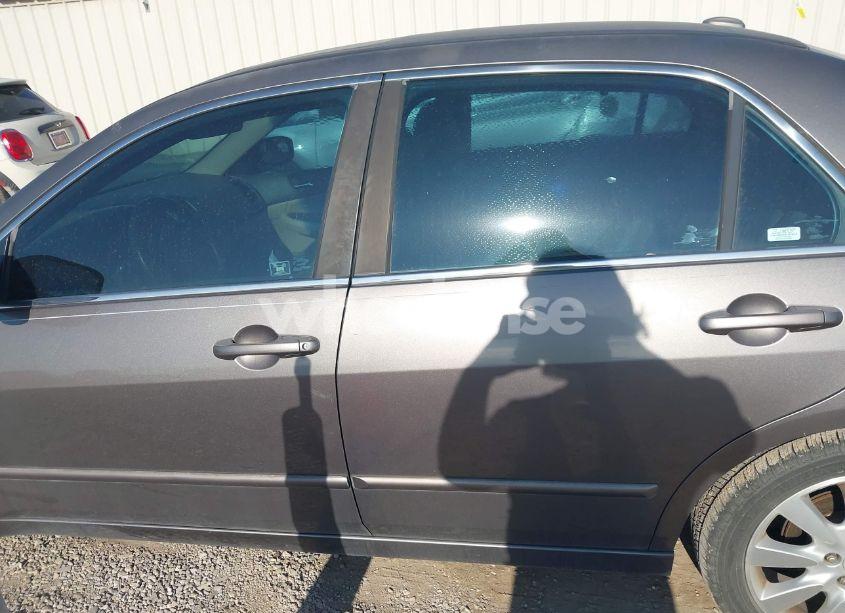 Photo 14 of 2007 Honda Accord 3.0 EX (VIN 1HGCM66597A097311)