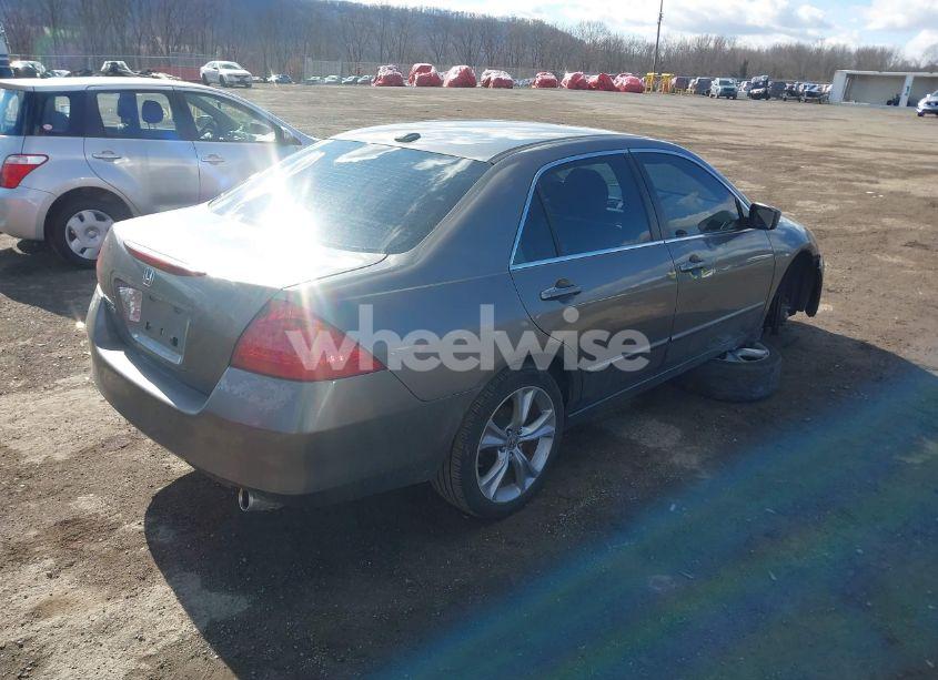 Photo 4 of 2007 Honda Accord 3.0 EX (VIN 1HGCM66597A103446)