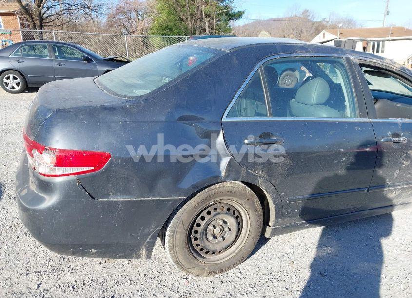 Photo 12 of 2003 Honda Accord 3.0 EX (VIN 1HGCM665X3A049066)