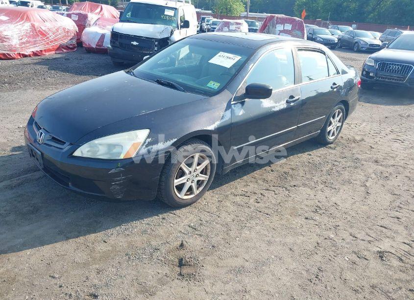 Photo 2 of 2003 Honda Accord 3.0 EX (VIN 1HGCM665X3A074677)