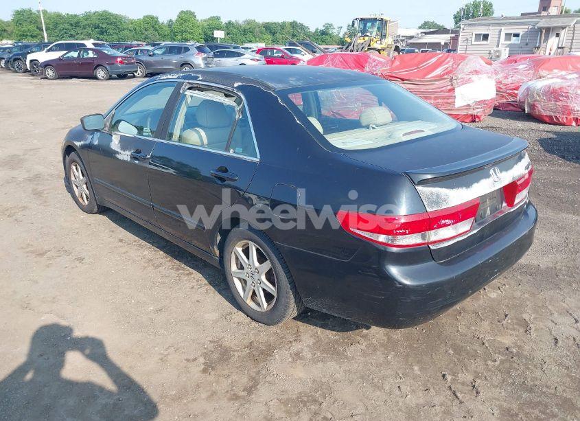 Photo 3 of 2003 Honda Accord 3.0 EX (VIN 1HGCM665X3A074677)