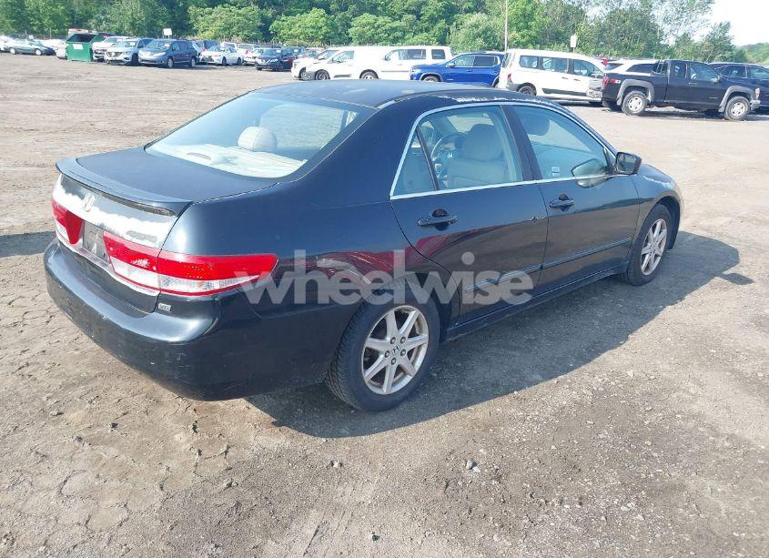 Photo 4 of 2003 Honda Accord 3.0 EX (VIN 1HGCM665X3A074677)