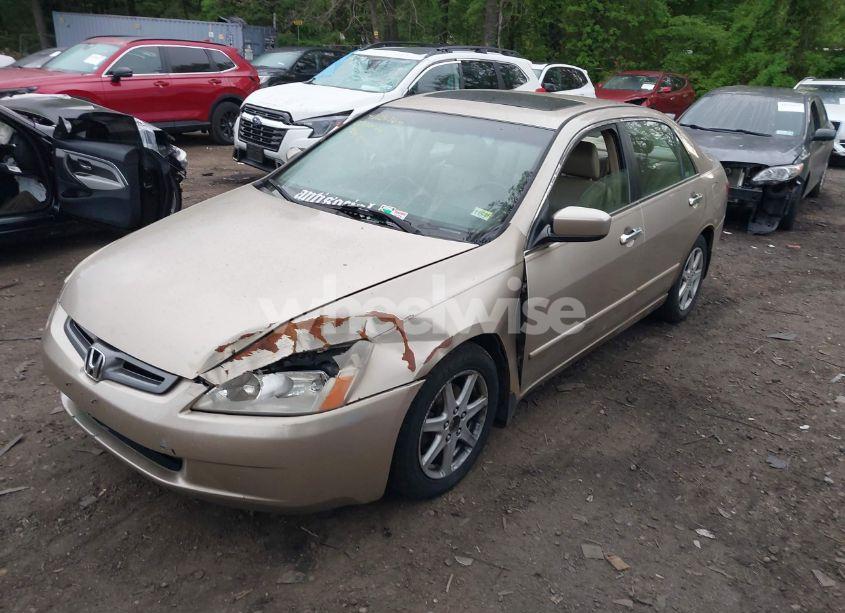 Photo 2 of 2003 Honda Accord 3.0 EX (VIN 1HGCM665X3A075800)