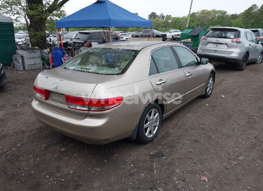 Photo 4 of 2003 Honda Accord 3.0 EX (VIN 1HGCM665X3A075800)