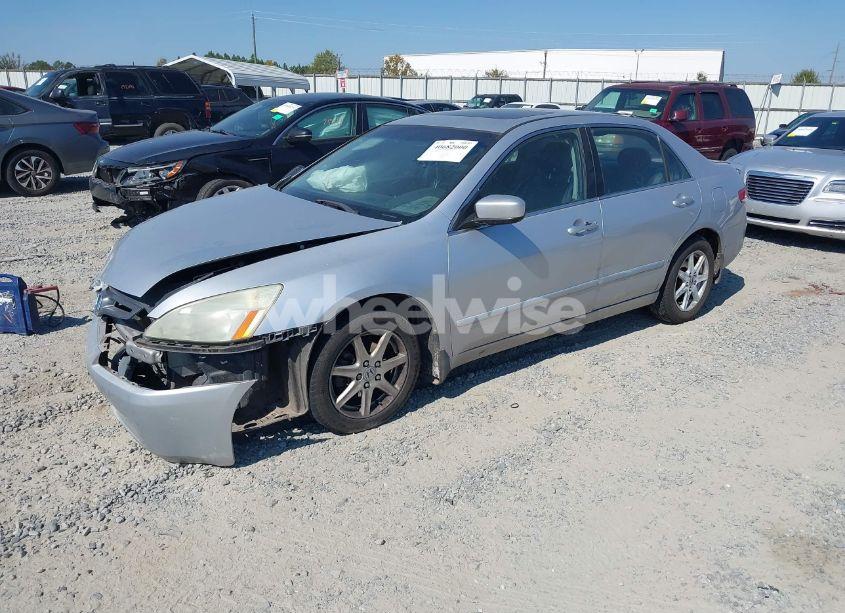 Photo 2 of 2003 Honda Accord 3.0 EX (VIN 1HGCM665X3A082259)
