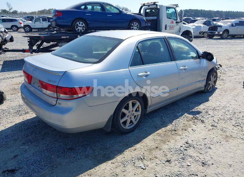 Photo 4 of 2003 Honda Accord 3.0 EX (VIN 1HGCM665X3A082259)
