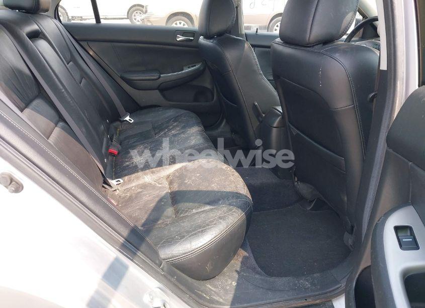 Photo 8 of 2003 Honda Accord 3.0 EX (VIN 1HGCM665X3A089101)