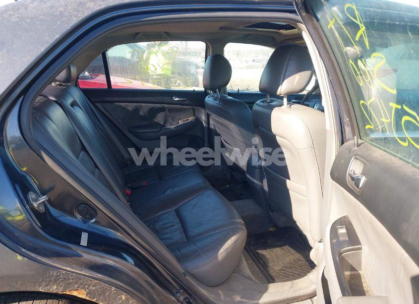 Photo 8 of 2003 Honda Accord 3.0 EX (VIN 1HGCM665X3A091687)