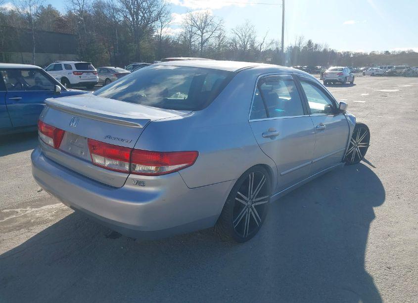 Photo 4 of 2003 Honda Accord 3.0 EX (VIN 1HGCM665X3A103210)