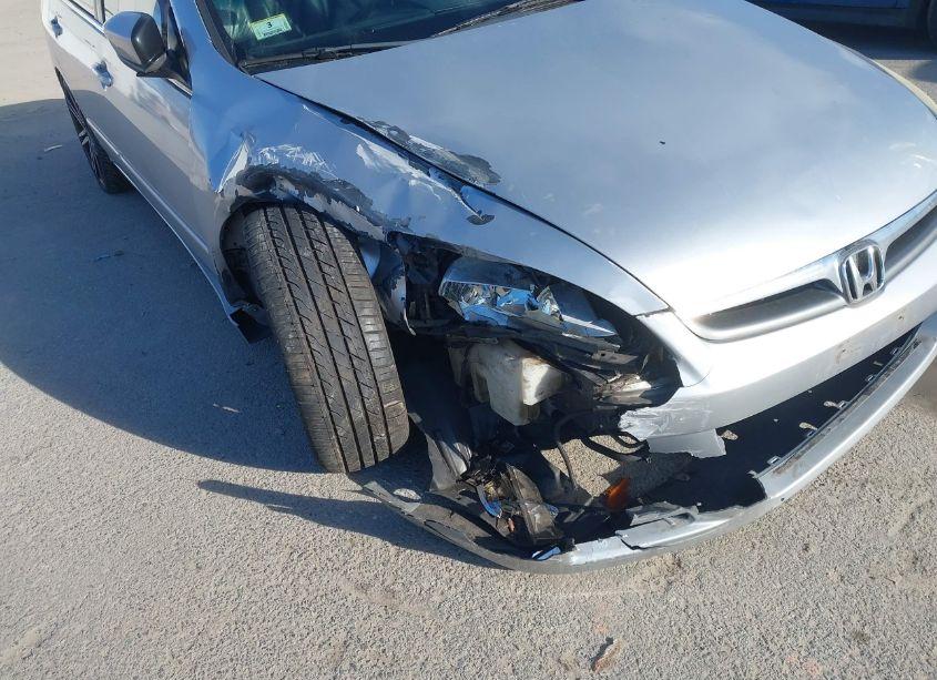 Photo 6 of 2003 Honda Accord 3.0 EX (VIN 1HGCM665X3A103210)