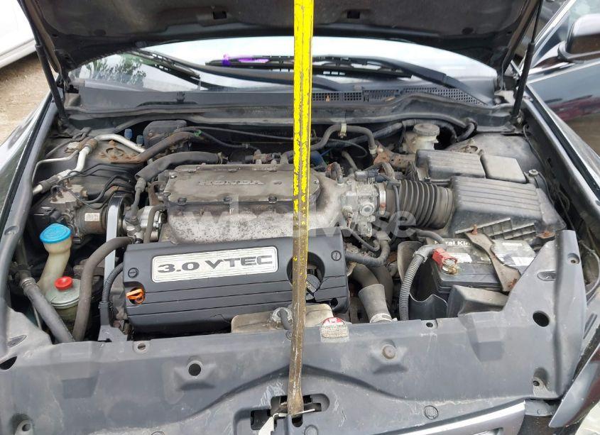 Photo 10 of 2004 Honda Accord 3.0 EX (VIN 1HGCM665X4A024492)