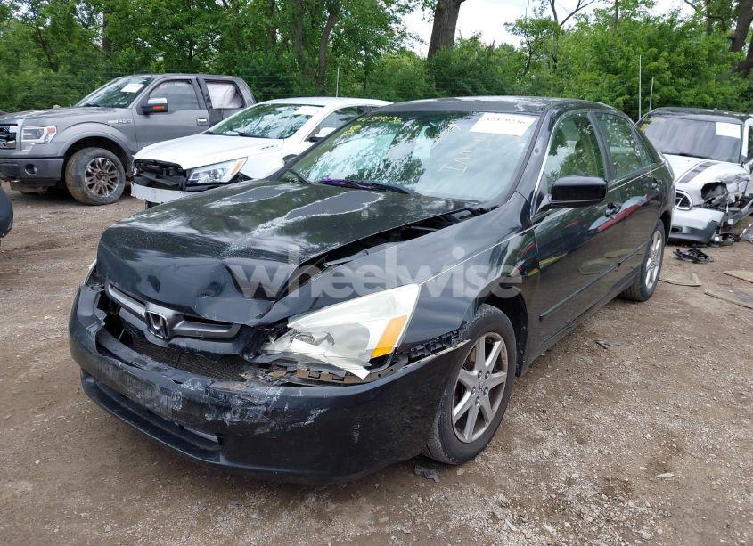 Photo 2 of 2004 Honda Accord 3.0 EX (VIN 1HGCM665X4A024492)