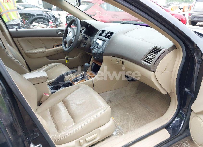 Photo 5 of 2004 Honda Accord 3.0 EX (VIN 1HGCM665X4A024492)
