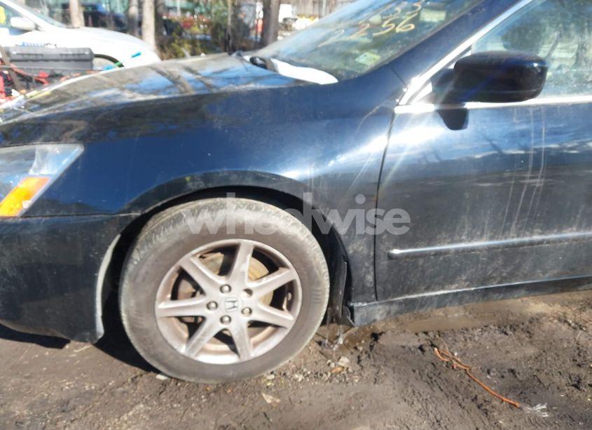 Photo 6 of 2004 Honda Accord 3.0 EX (VIN 1HGCM665X4A024783)