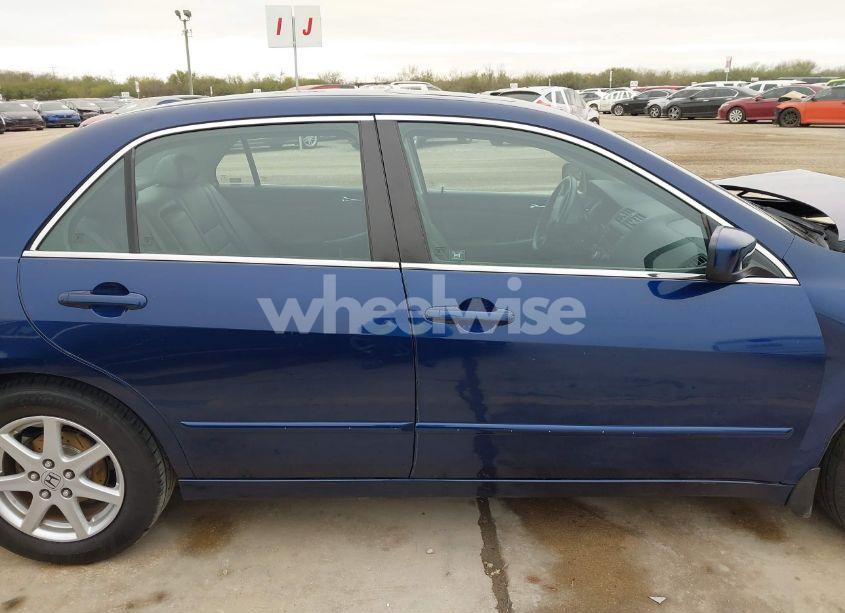 Photo 13 of 2004 Honda Accord 3.0 EX (VIN 1HGCM665X4A053720)