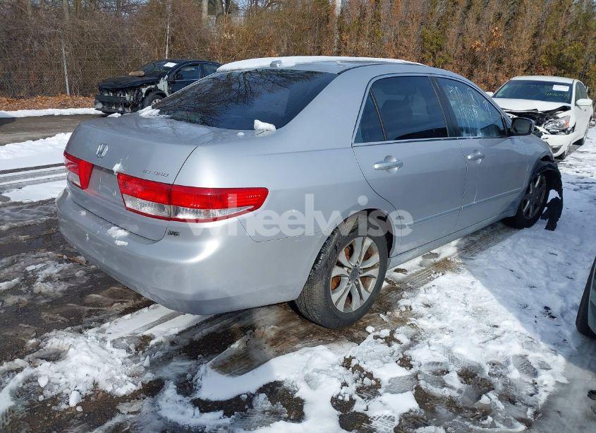 Photo 4 of 2004 Honda Accord 3.0 EX (VIN 1HGCM665X4A063549)