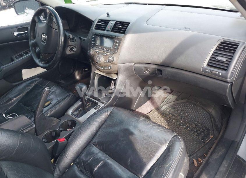 Photo 5 of 2004 Honda Accord 3.0 EX (VIN 1HGCM665X4A063549)