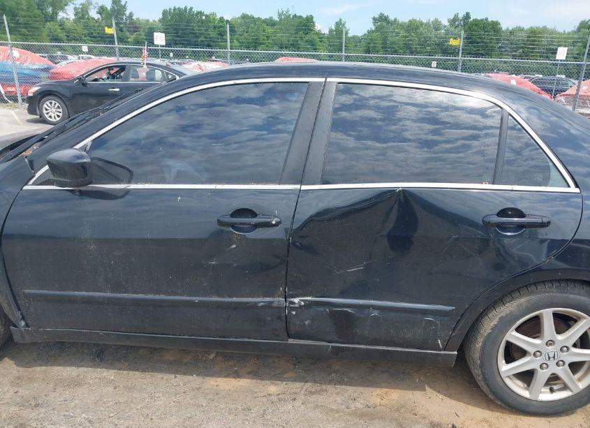 Photo 15 of 2004 Honda Accord 3.0 EX (VIN 1HGCM665X4A071702)