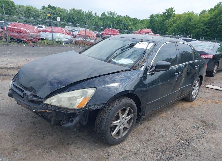 Photo 2 of 2004 Honda Accord 3.0 EX (VIN 1HGCM665X4A071702)