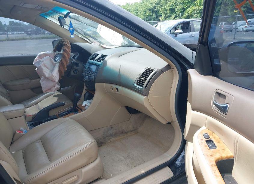 Photo 5 of 2004 Honda Accord 3.0 EX (VIN 1HGCM665X4A071702)