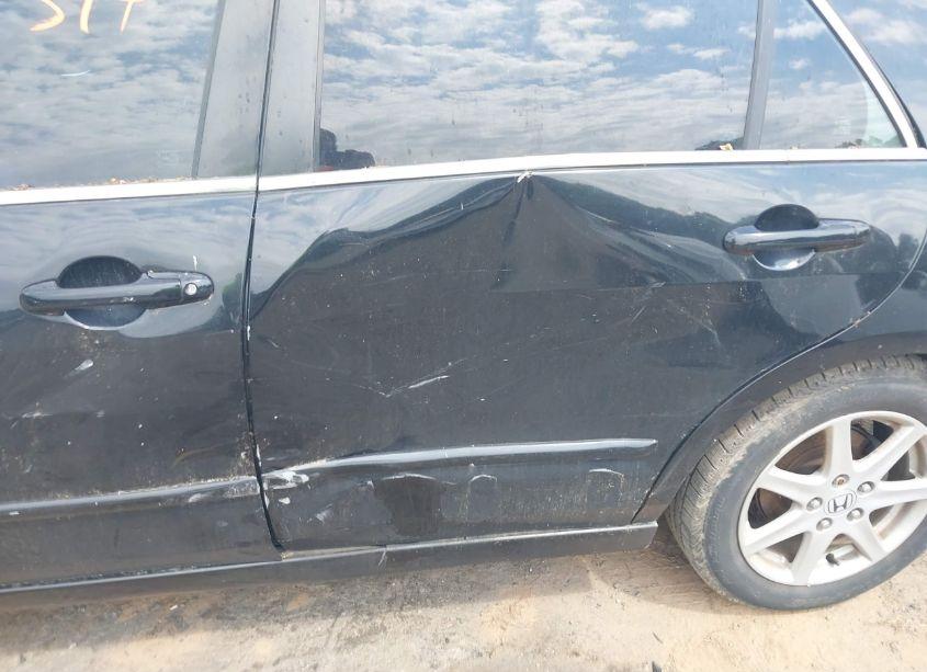 Photo 6 of 2004 Honda Accord 3.0 EX (VIN 1HGCM665X4A071702)