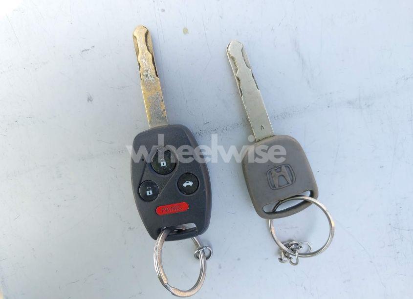 Photo 11 of 2004 Honda Accord 3.0 EX (VIN 1HGCM665X4A101247)