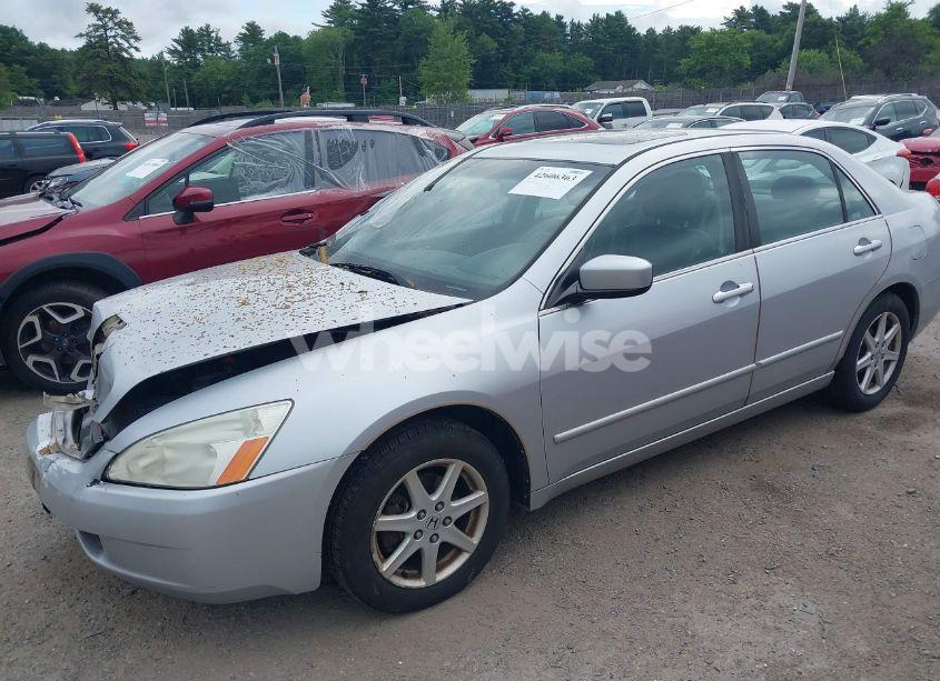 Photo 2 of 2004 Honda Accord 3.0 EX (VIN 1HGCM665X4A103371)