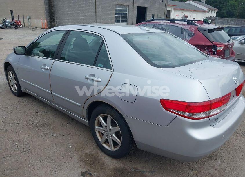 Photo 3 of 2004 Honda Accord 3.0 EX (VIN 1HGCM665X4A103371)