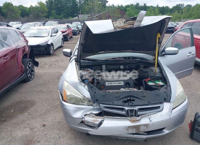 Photo 6 of 2004 Honda Accord 3.0 EX (VIN 1HGCM665X4A103371)