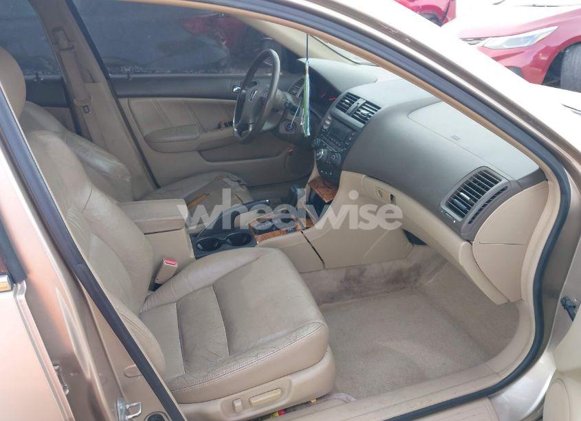 Photo 5 of 2005 Honda Accord 3.0 EX (VIN 1HGCM665X5A007483)