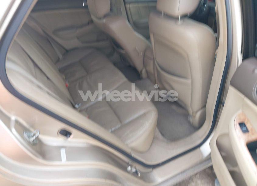 Photo 8 of 2005 Honda Accord 3.0 EX (VIN 1HGCM665X5A007483)