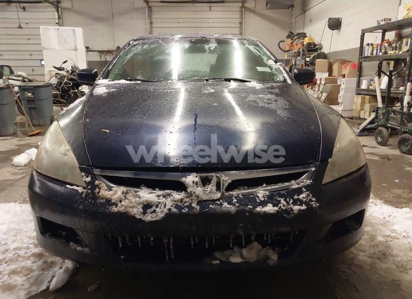 Photo 12 of 2005 Honda Accord 3.0 EX (VIN 1HGCM665X5A031721)