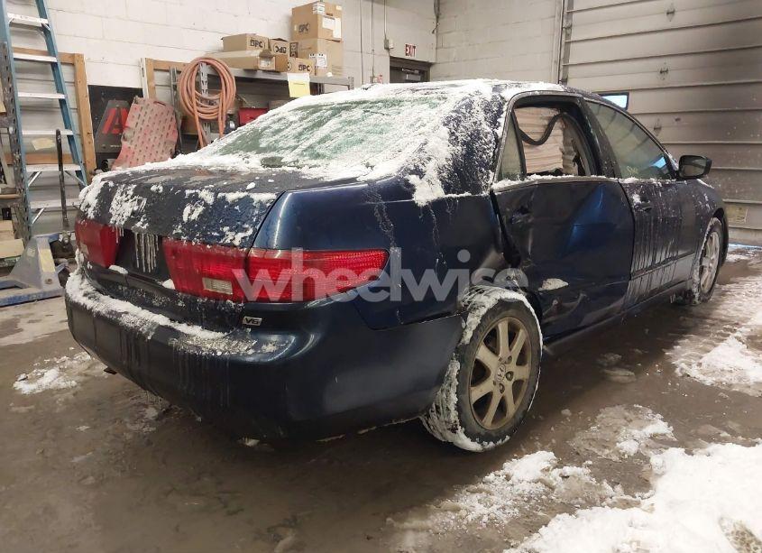 Photo 4 of 2005 Honda Accord 3.0 EX (VIN 1HGCM665X5A031721)