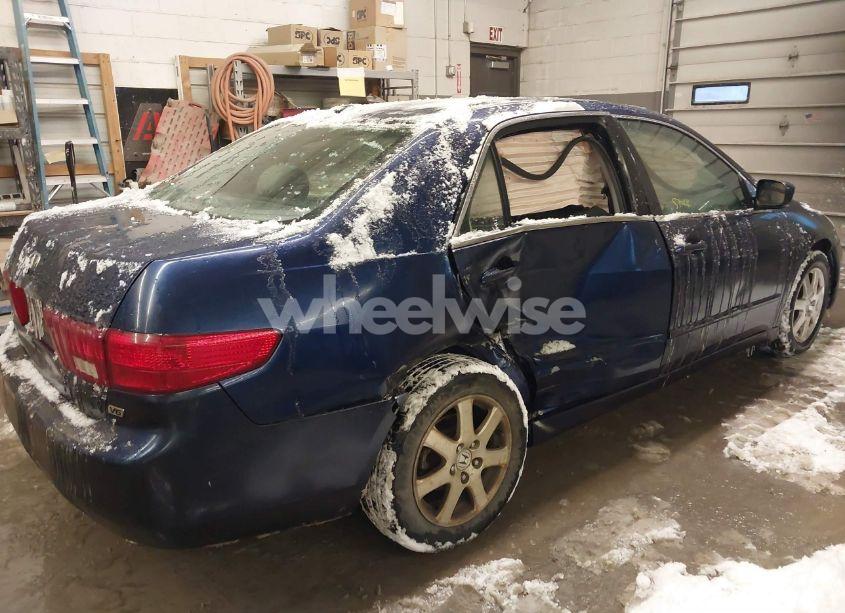 Photo 6 of 2005 Honda Accord 3.0 EX (VIN 1HGCM665X5A031721)