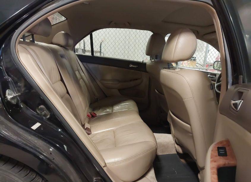 Photo 8 of 2005 Honda Accord 3.0 EX (VIN 1HGCM665X5A032903)