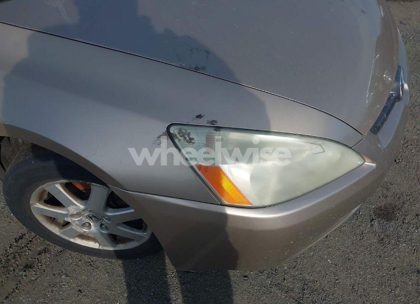 Photo 6 of 2005 Honda Accord 3.0 EX (VIN 1HGCM665X5A034702)