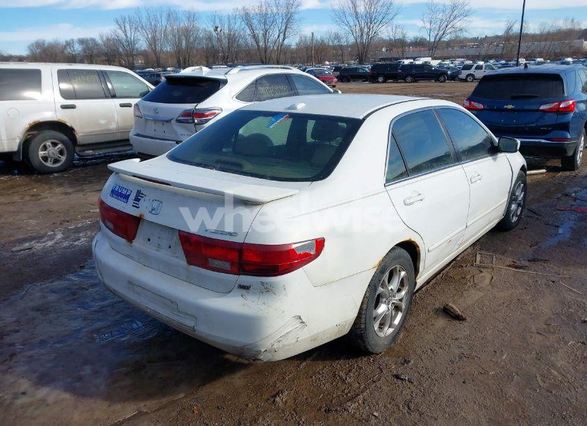 Photo 13 of 2005 Honda Accord 3.0 EX (VIN 1HGCM665X5A044680)