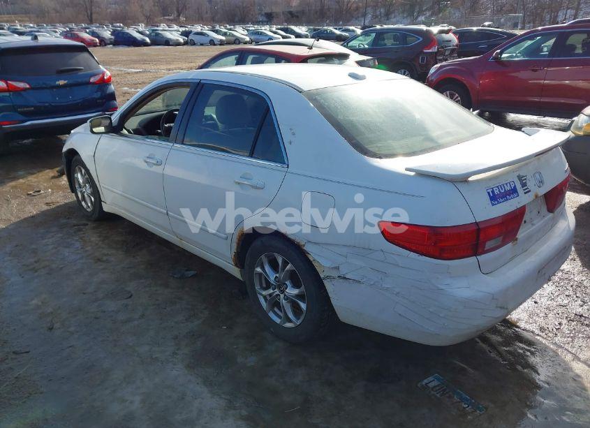 Photo 3 of 2005 Honda Accord 3.0 EX (VIN 1HGCM665X5A044680)