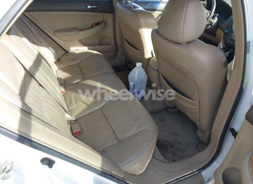 Photo 8 of 2005 Honda Accord 3.0 EX (VIN 1HGCM665X5A044680)